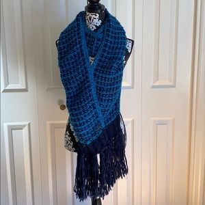 Kensie Women's Chunky Knit Fringe Scarf